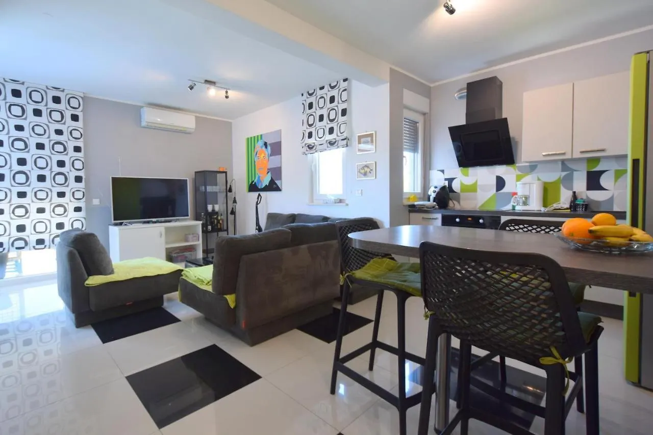 Apartment Diva Njivice